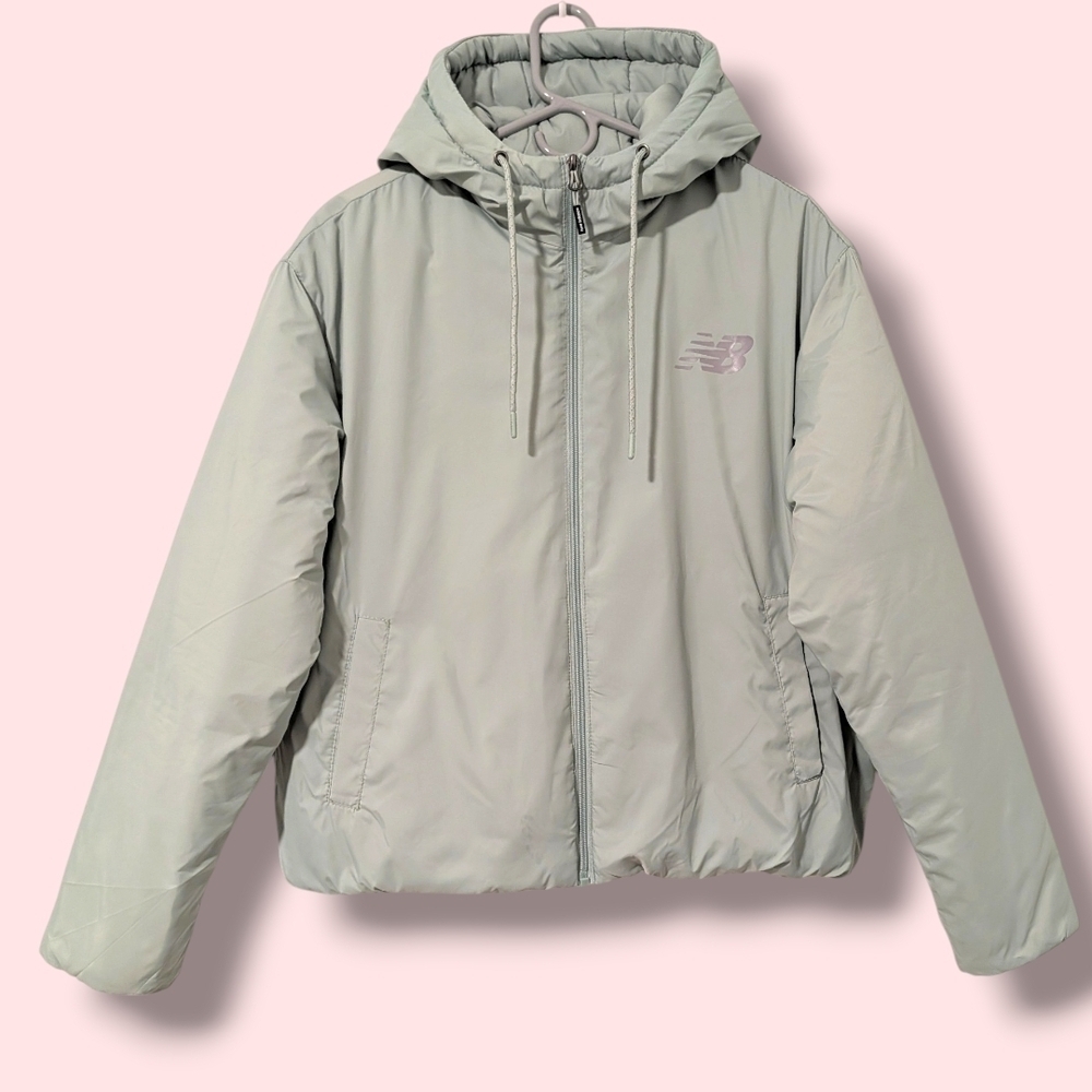 New Balance Women’s Sage Green Full Zip Puffer Jacket Hoodie